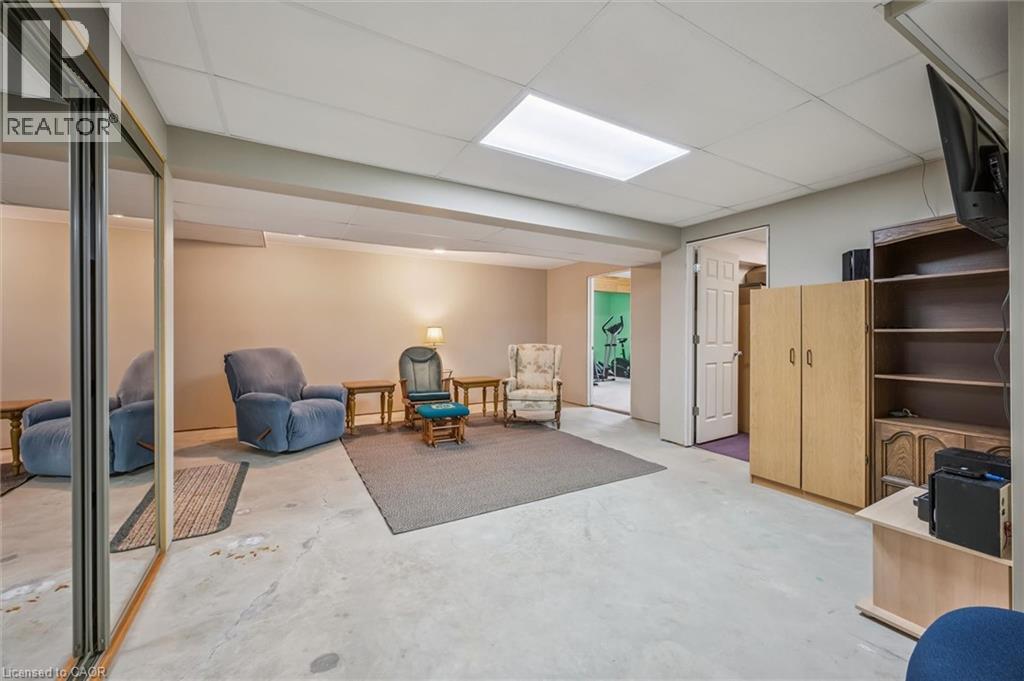 82 CORFIELD Drive thumbnail 35