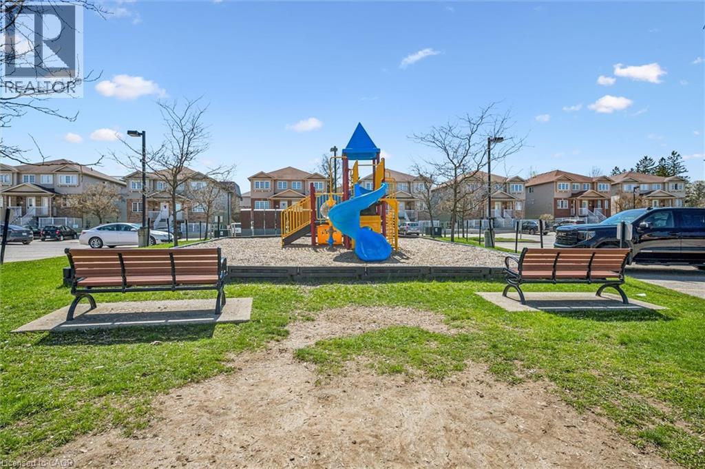 50 HOWE Drive Unit# 16B thumbnail 27