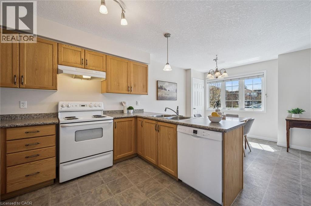 50 HOWE Drive Unit# 16B thumbnail 10