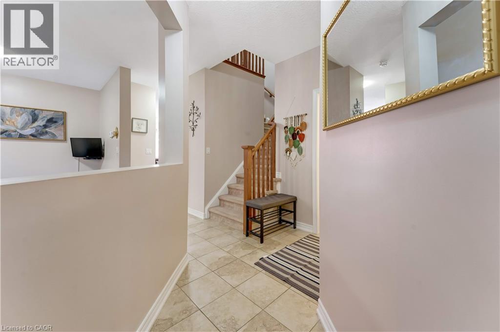 10 SANDYBAY Avenue thumbnail 4