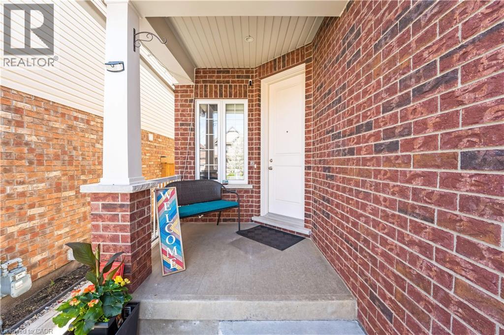10 SANDYBAY Avenue thumbnail 3