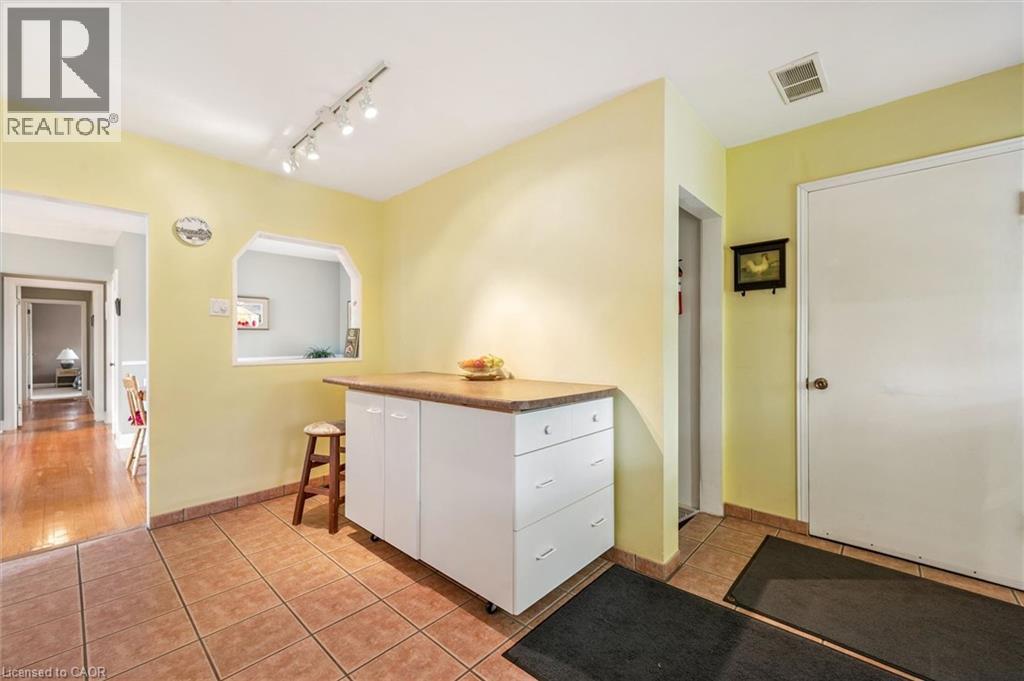 155 HUNGERFORD Road thumbnail 11
