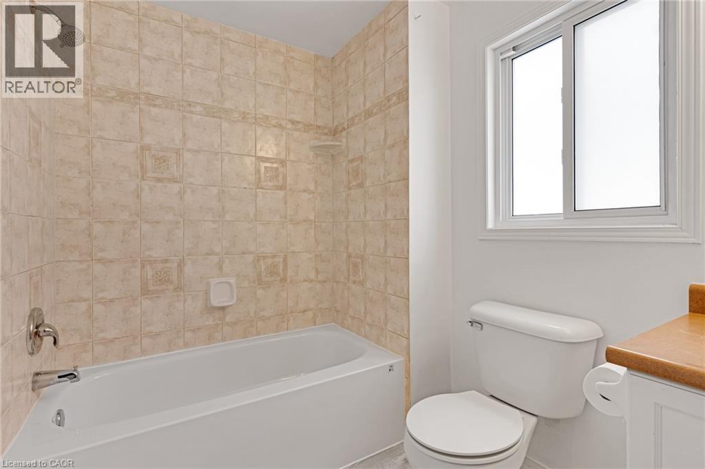 359 HIGHBROOK Crescent thumbnail 24