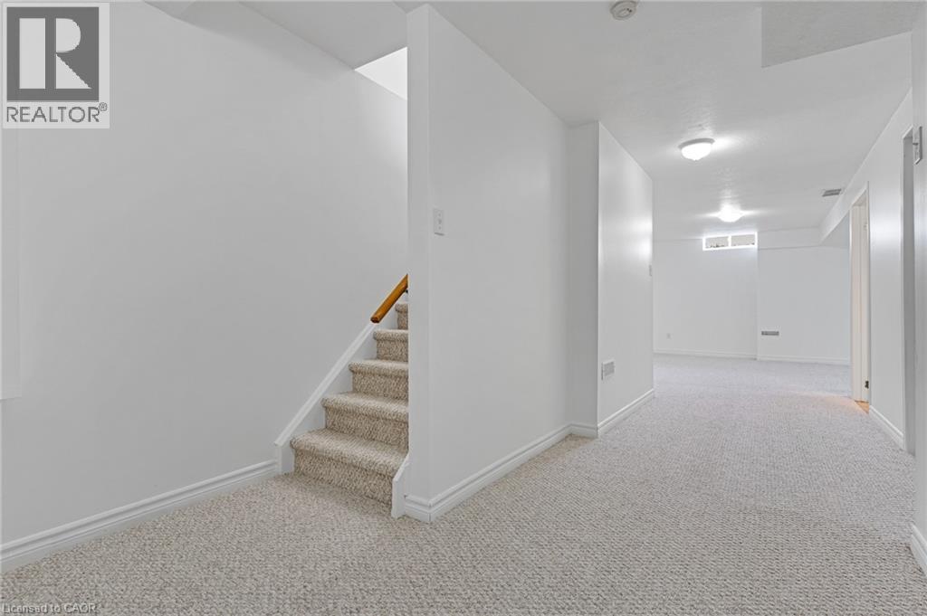 359 HIGHBROOK Crescent thumbnail 26