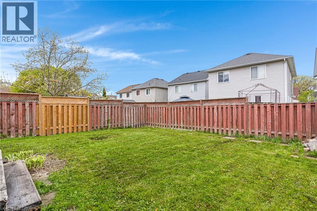 359 HIGHBROOK Crescent thumbnail 35
