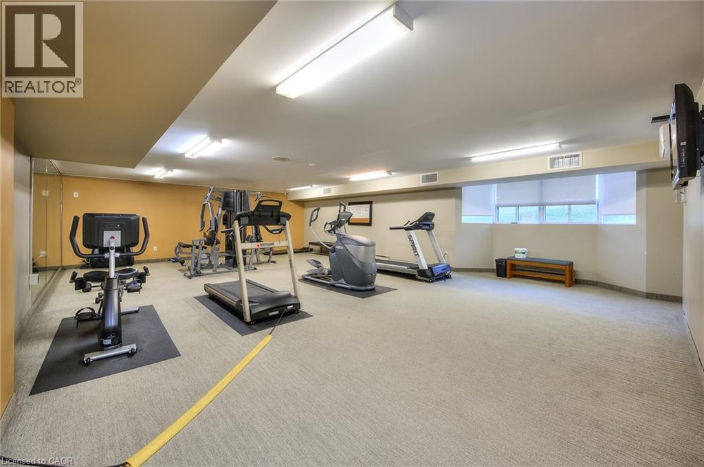 35 GREEN VALLEY Drive Unit# 1605 thumbnail 14