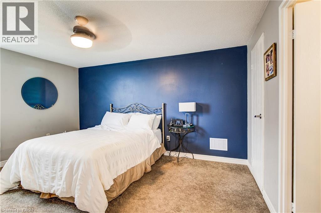 35 GREEN VALLEY Drive Unit# 1605 thumbnail 9
