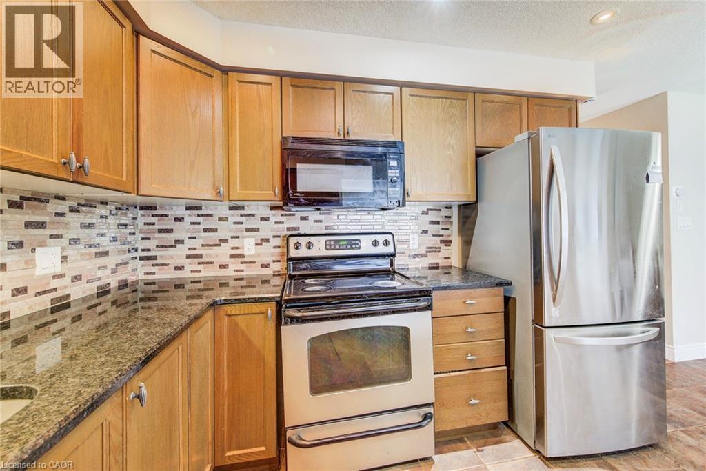 330 DEARBORN Boulevard Unit# 7 thumbnail 17