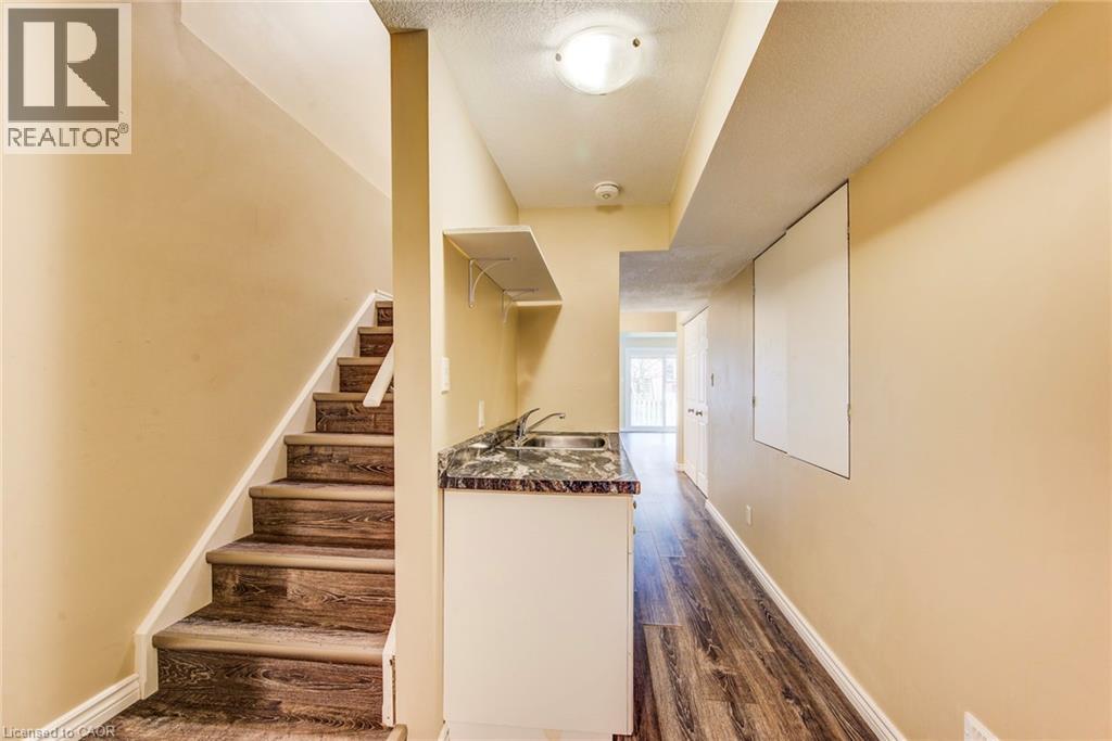 330 DEARBORN Boulevard Unit# 7 thumbnail 37