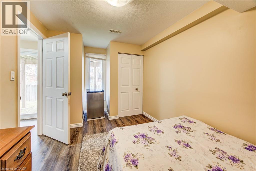 330 DEARBORN Boulevard Unit# 7 thumbnail 46