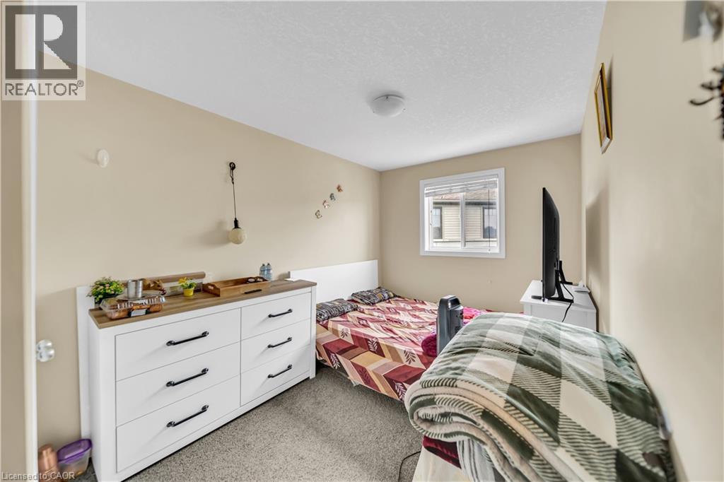 70 WILLOWRUN Drive Unit# G2 thumbnail 22