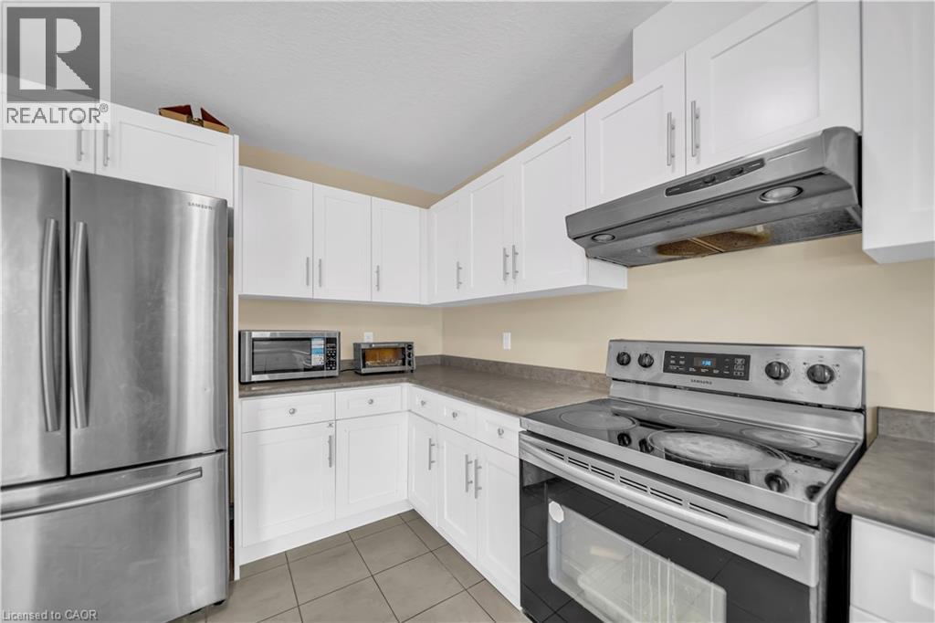 70 WILLOWRUN Drive Unit# G2 thumbnail 9