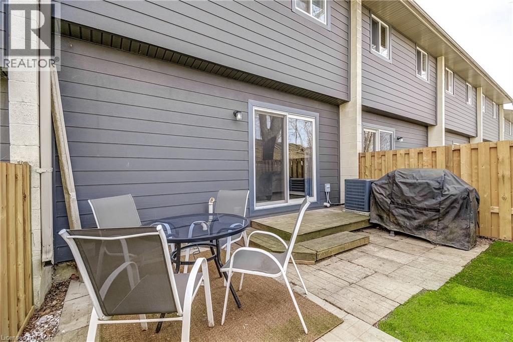 135 CHALMERS Street S Unit# 18 thumbnail 33