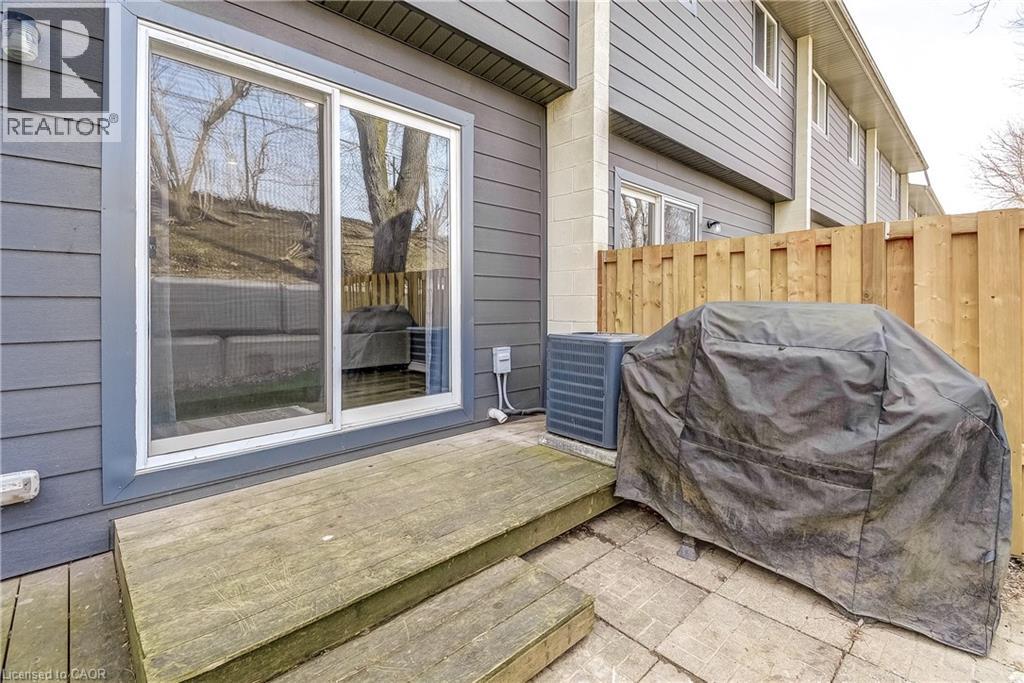 135 CHALMERS Street S Unit# 18 thumbnail 34