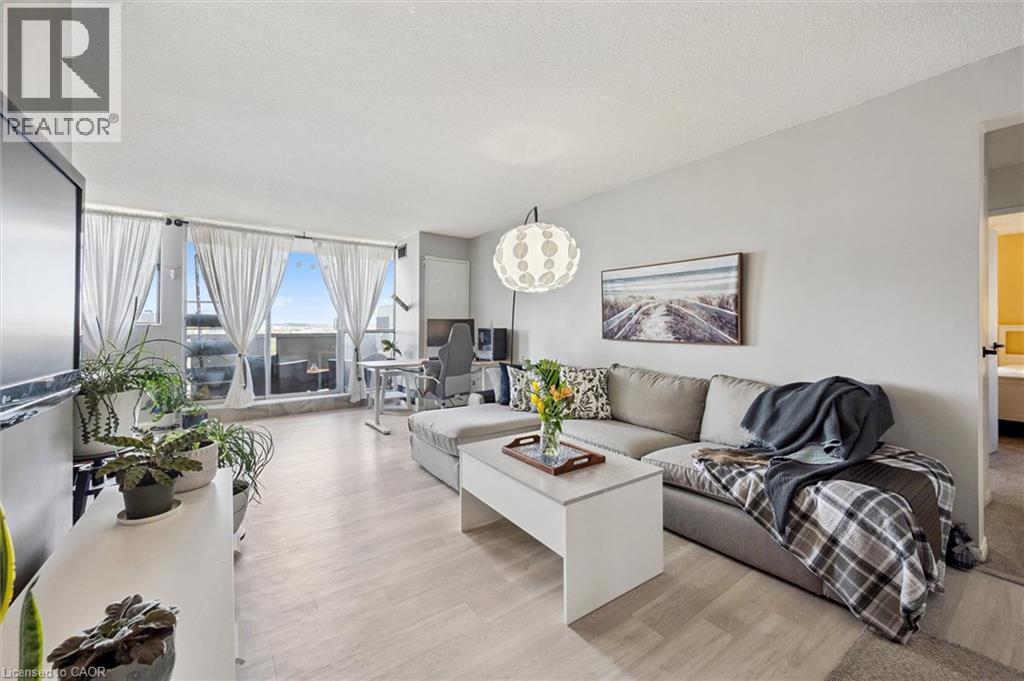 375 KING Street N Unit# 1406 thumbnail 3