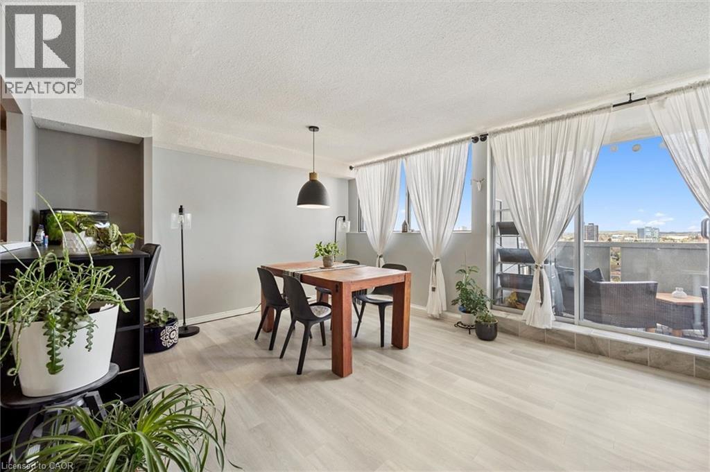 375 KING Street N Unit# 1406 thumbnail 6