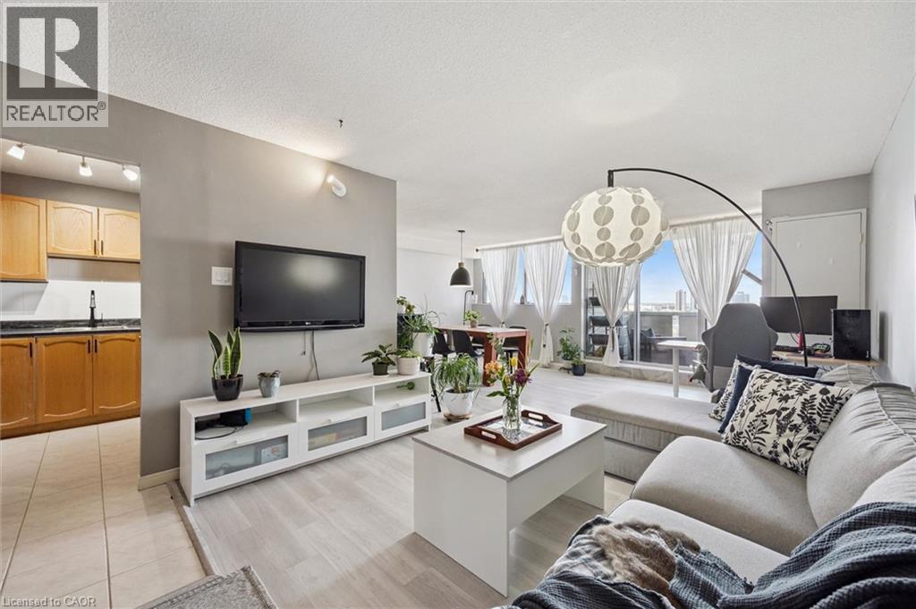 375 KING Street N Unit# 1406 thumbnail 5