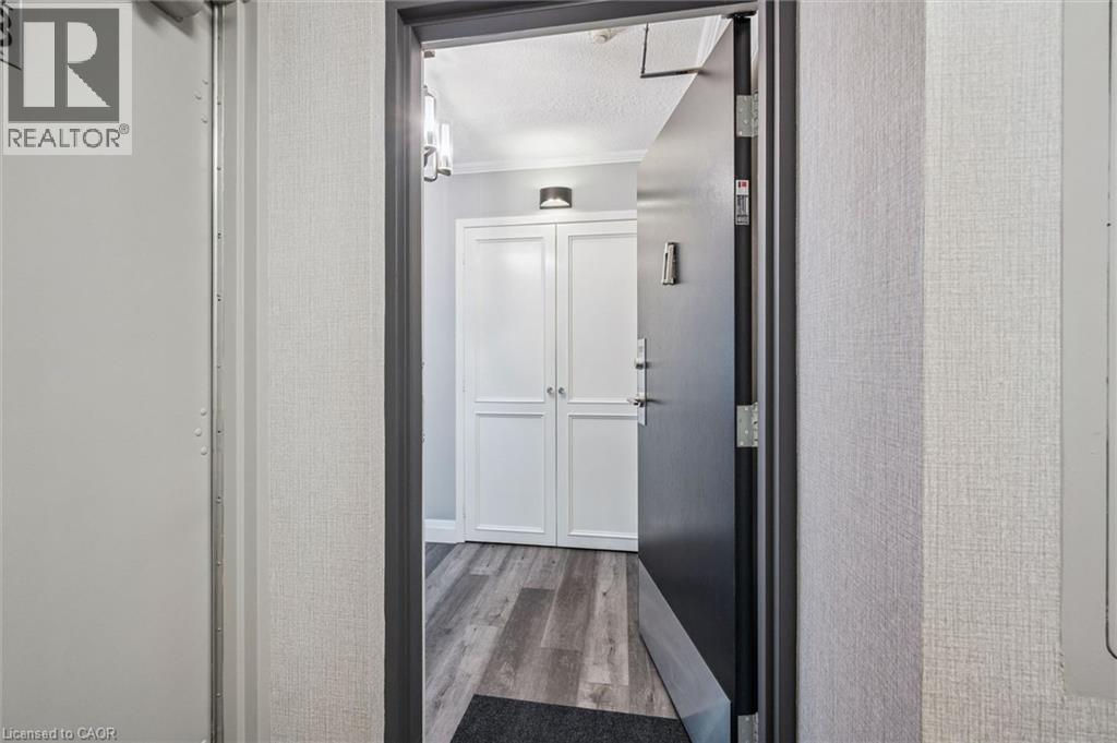 81 CHURCH Street Unit# 1801 thumbnail 8