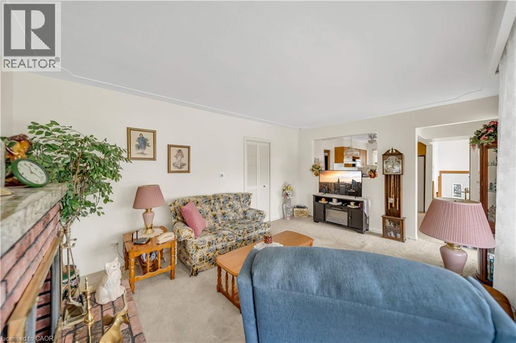 144 BYRON Avenue thumbnail 11