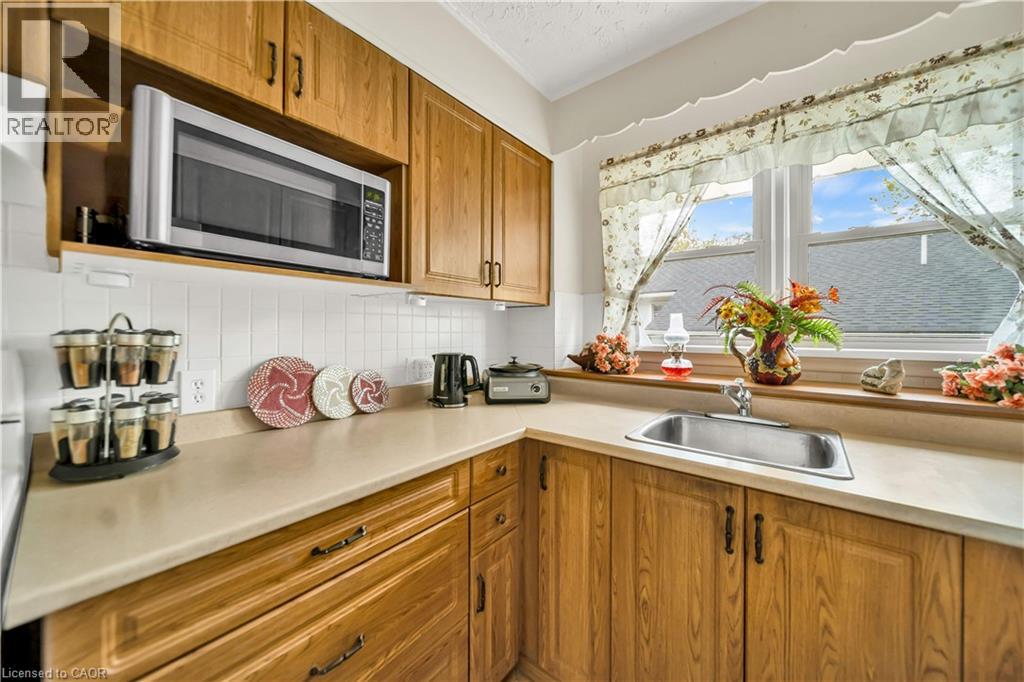 144 BYRON Avenue thumbnail 14