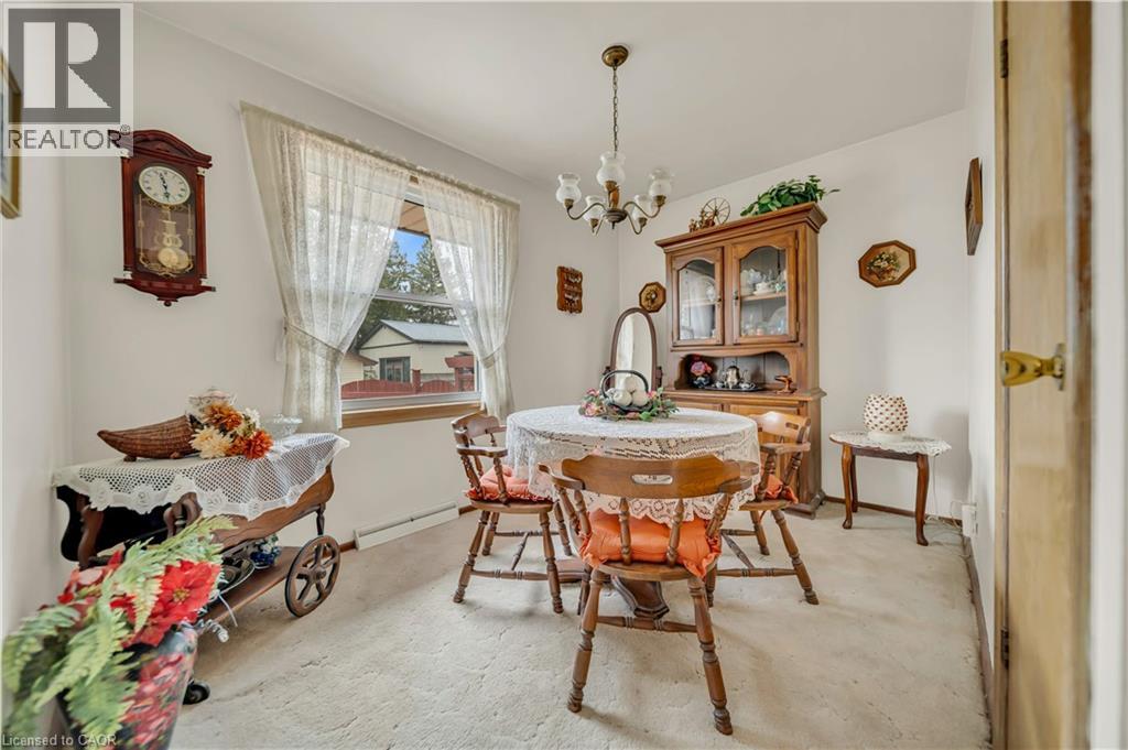 144 BYRON Avenue thumbnail 22