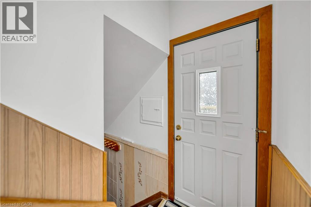 144 BYRON Avenue thumbnail 25