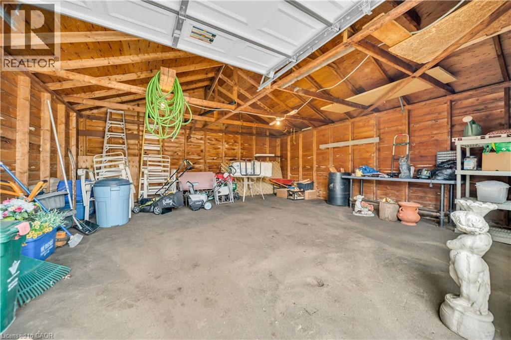 144 BYRON Avenue thumbnail 37