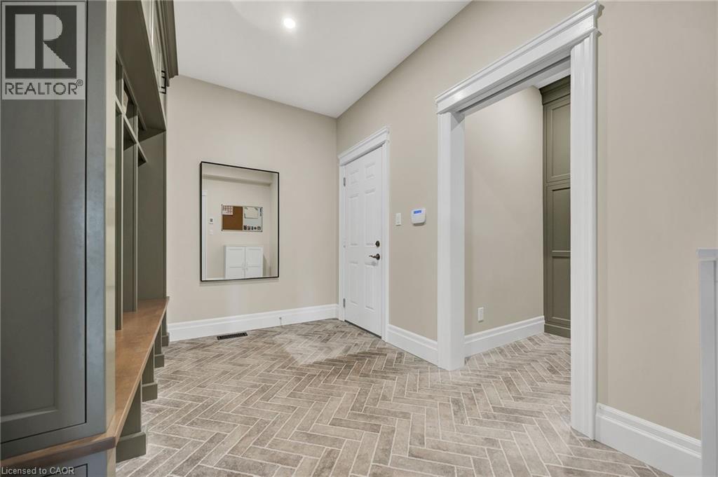 1128 MOLESWORTH Street thumbnail 15