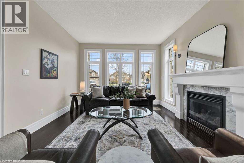 1128 MOLESWORTH Street thumbnail 6
