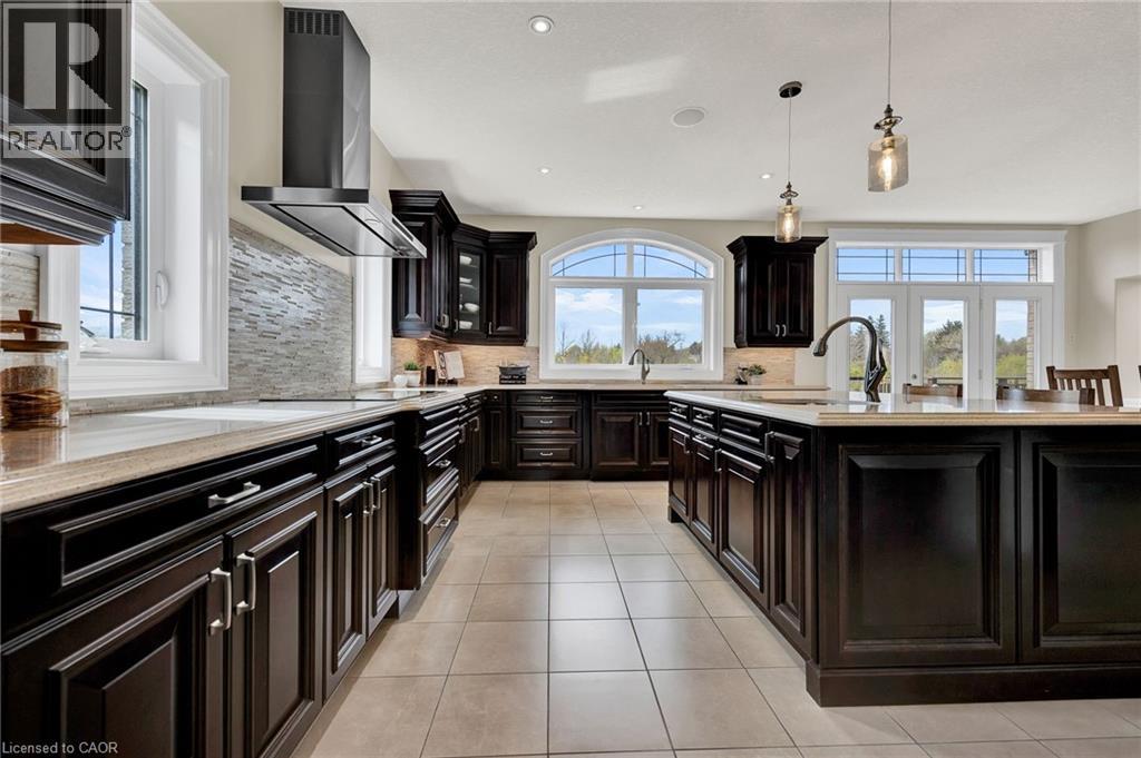 1128 MOLESWORTH Street thumbnail 10