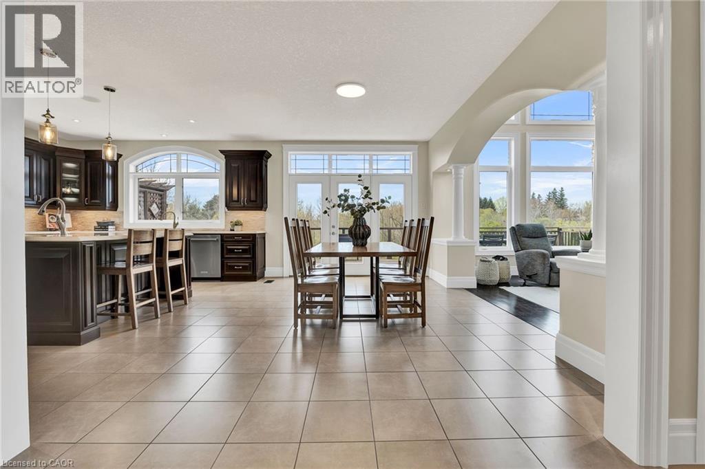 1128 MOLESWORTH Street thumbnail 9