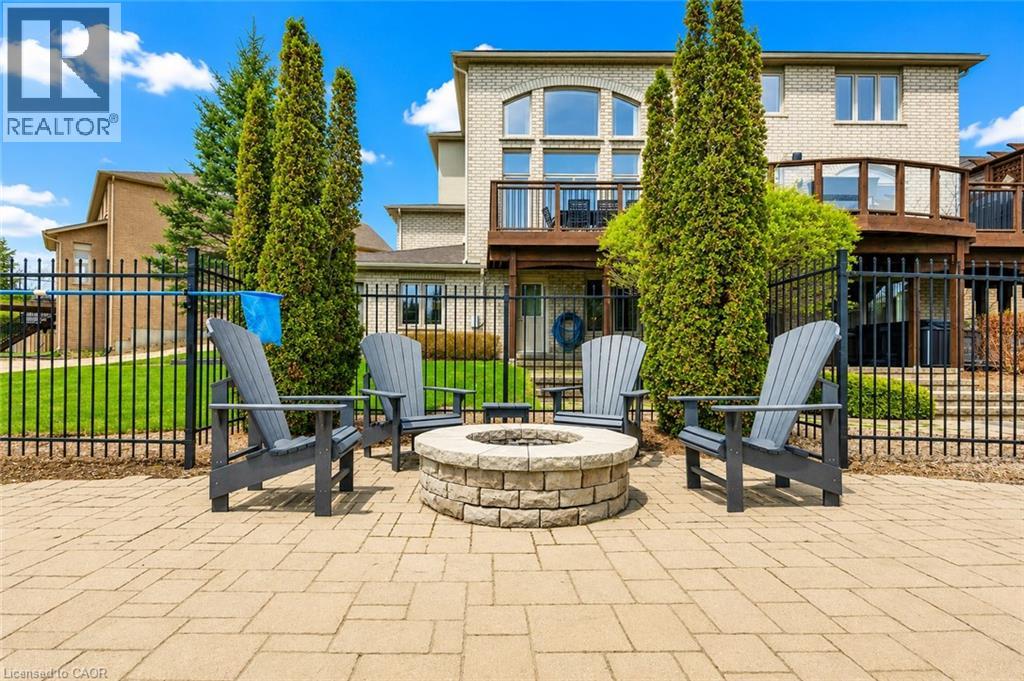 1128 MOLESWORTH Street thumbnail 41