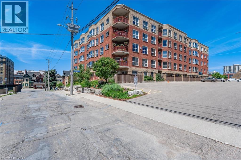 20 ST GEORGE Street Unit# 311 thumbnail 24