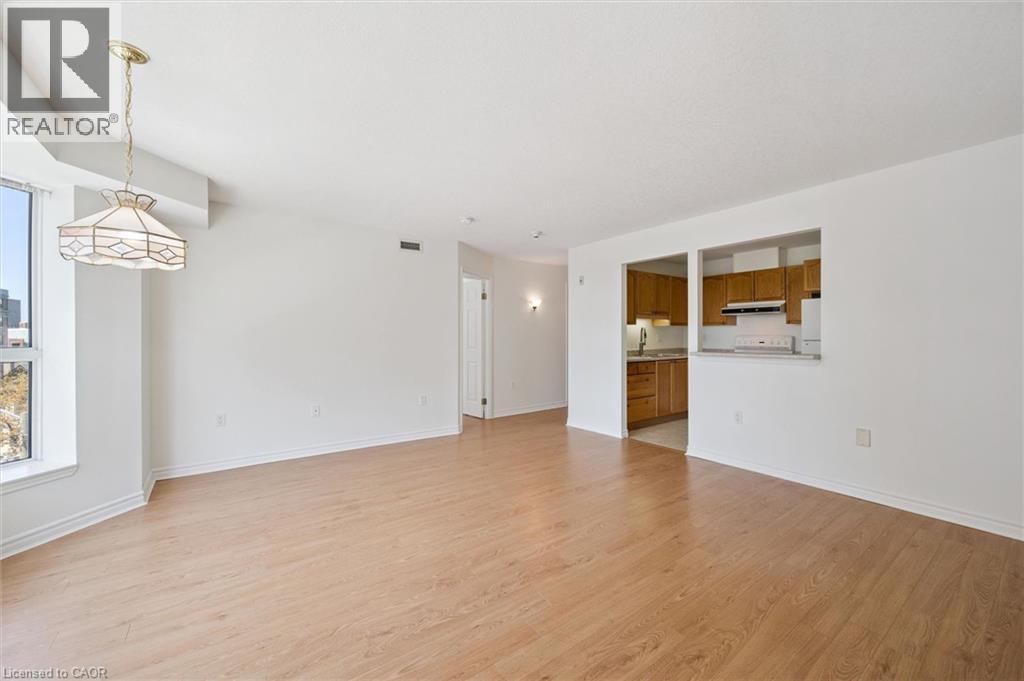 20 ST GEORGE Street Unit# 311 thumbnail 7