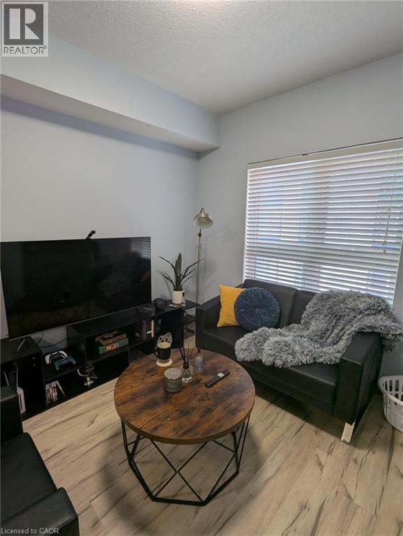 258A SUNVIEW Street Unit# 155 thumbnail 6
