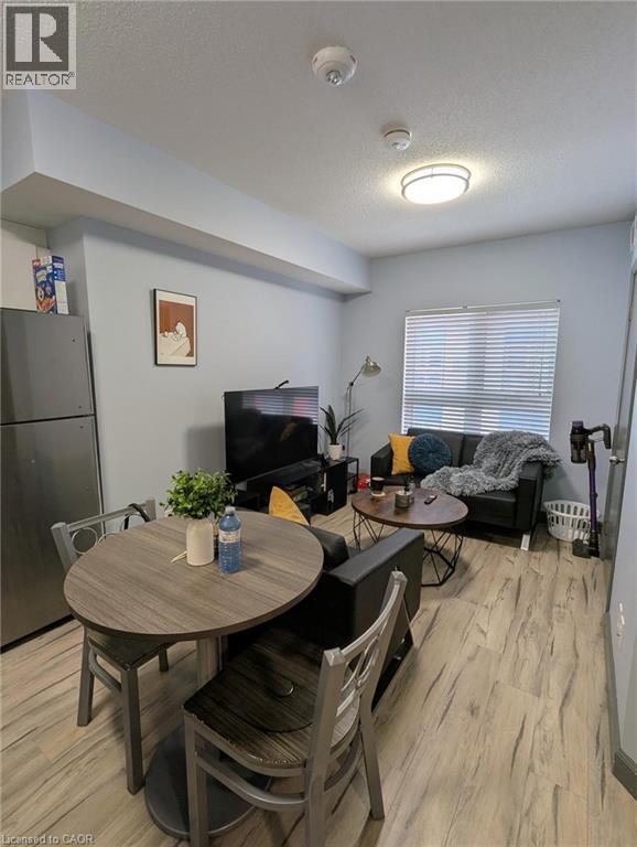 258A SUNVIEW Street Unit# 155 thumbnail 4