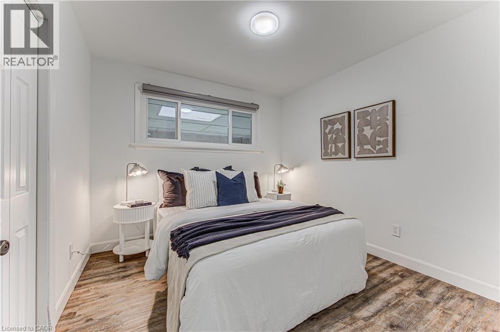 51 ROSEMOUNT Drive thumbnail 14