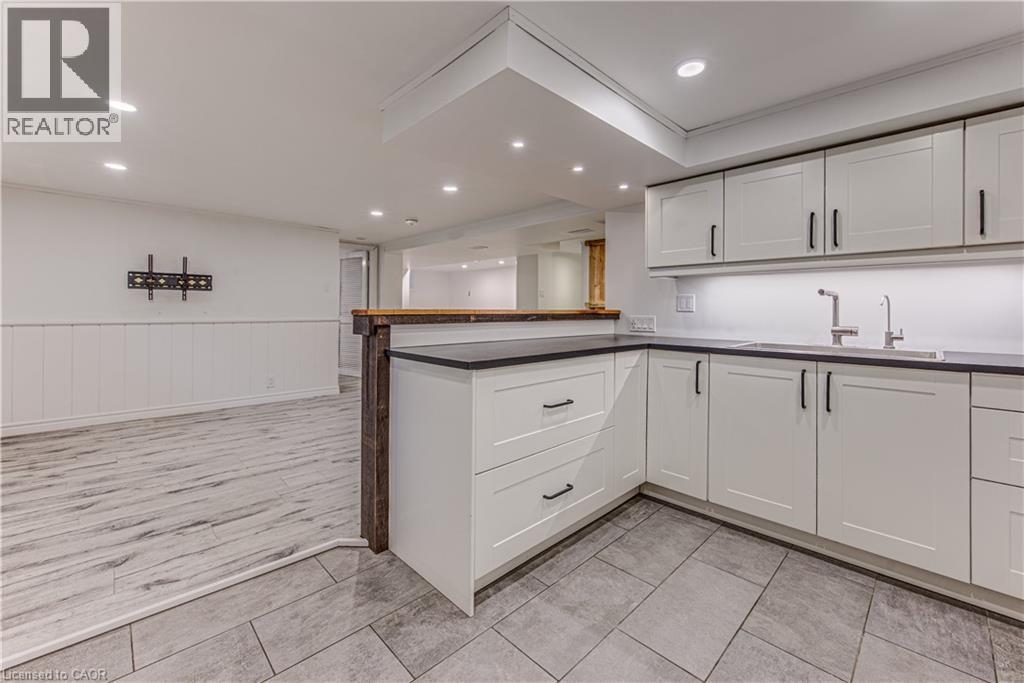 51 ROSEMOUNT Drive thumbnail 19