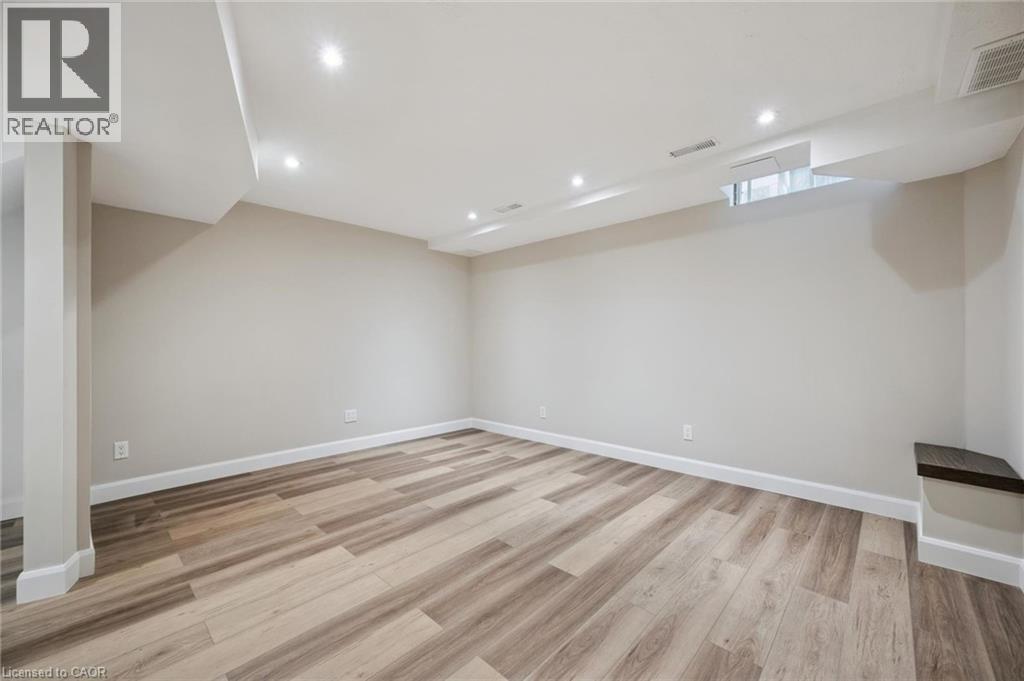 219 KINGSWOOD Drive Unit# 26 thumbnail 23