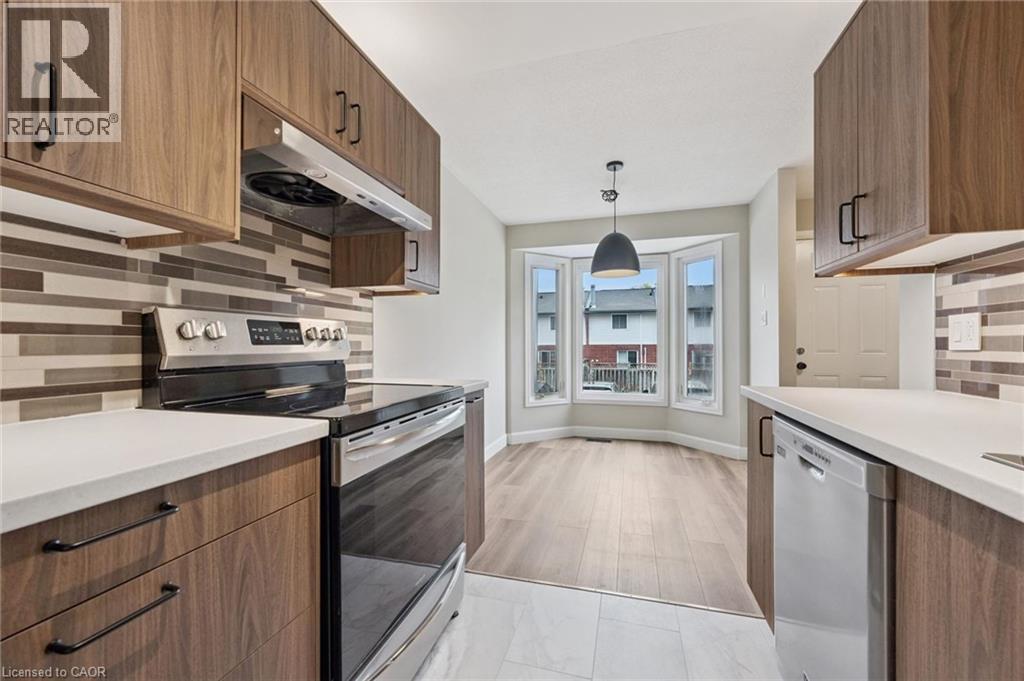 219 KINGSWOOD Drive Unit# 26 thumbnail 5