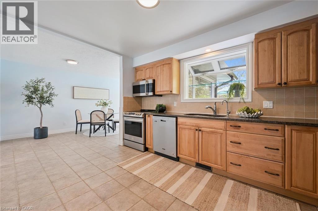 176 WOODVILLE Place thumbnail 11