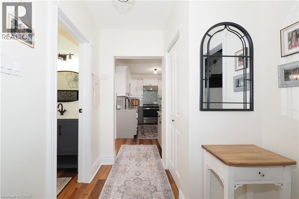 123 SAMUEL Street thumbnail 9