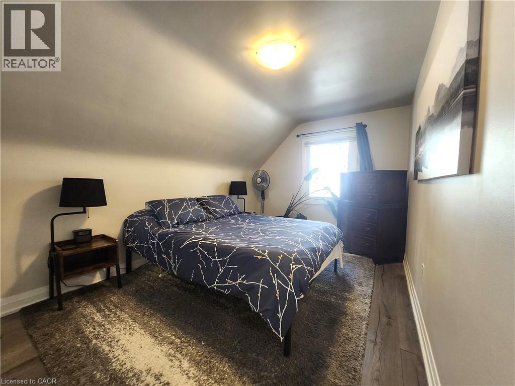 129 MOORE Avenue S thumbnail 16