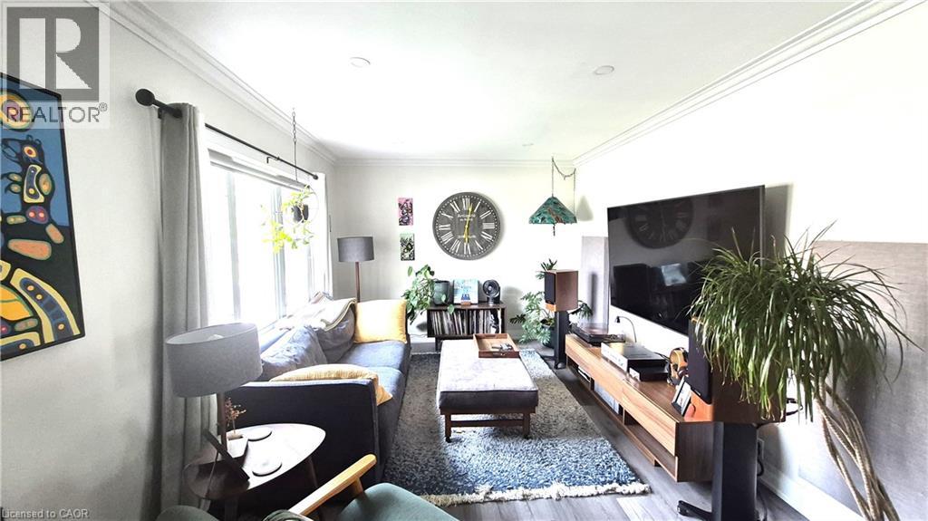 129 MOORE Avenue S thumbnail 2