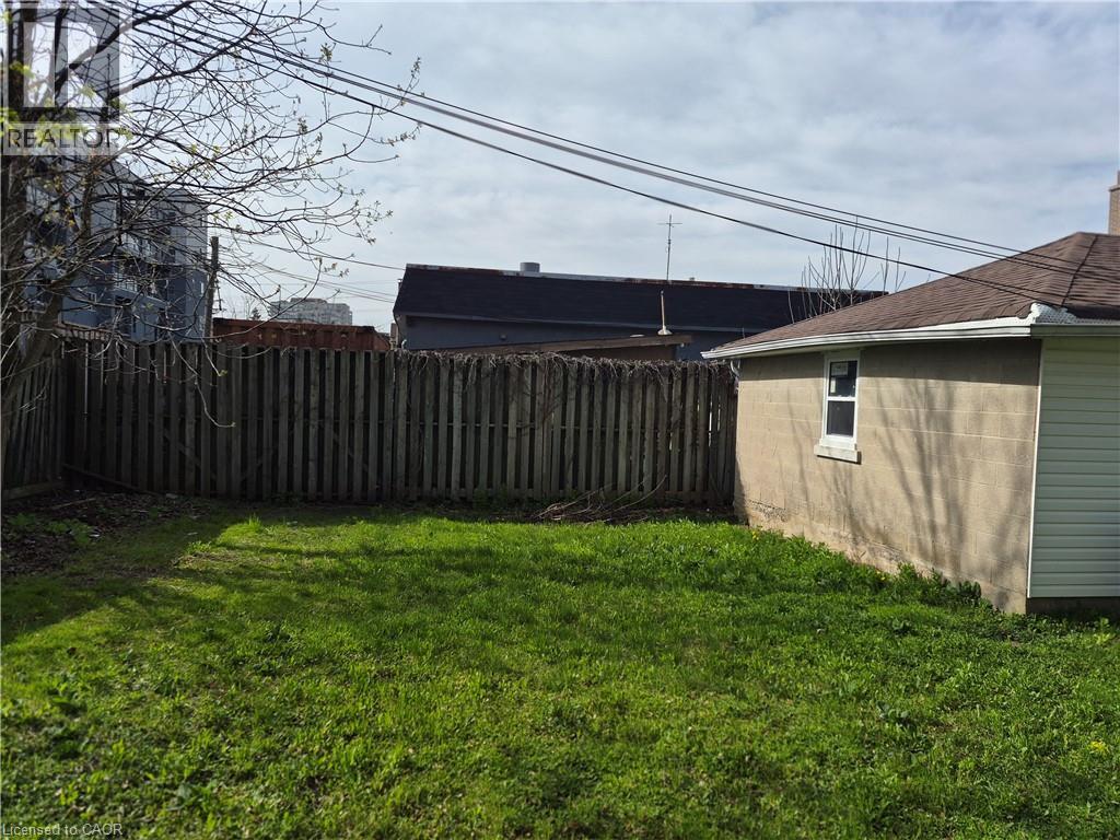 129 MOORE Avenue S thumbnail 23