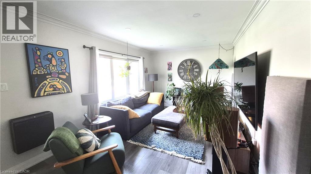 129 MOORE Avenue S thumbnail 3