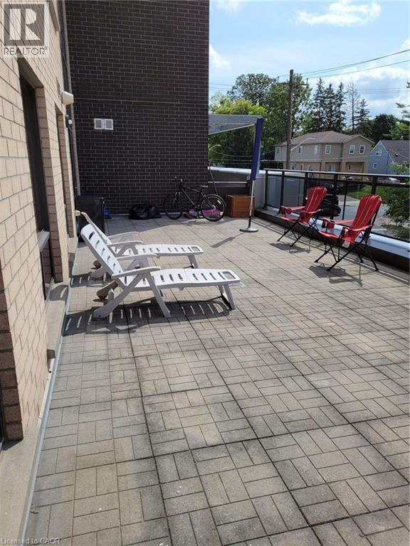 8 HICKORY Street W Unit# 204 thumbnail 22