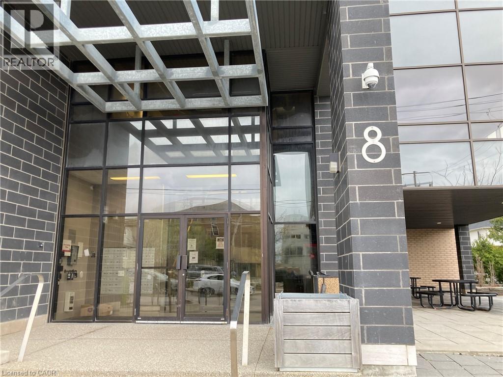 8 HICKORY Street W Unit# 204 thumbnail 3