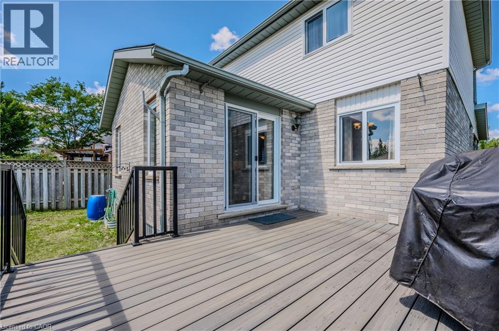 132 DAIMLER Drive thumbnail 38