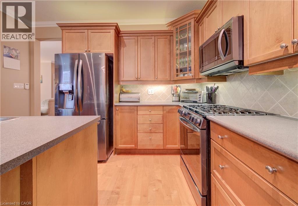 699 COMMONWEALTH Crescent thumbnail 7